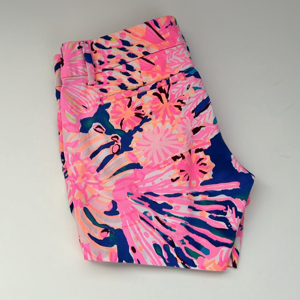 Lilly Pulitzer Shorts - Picture 6 of 6